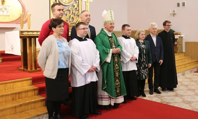 Pamiątkowe zdjęcie po Eucharystii.