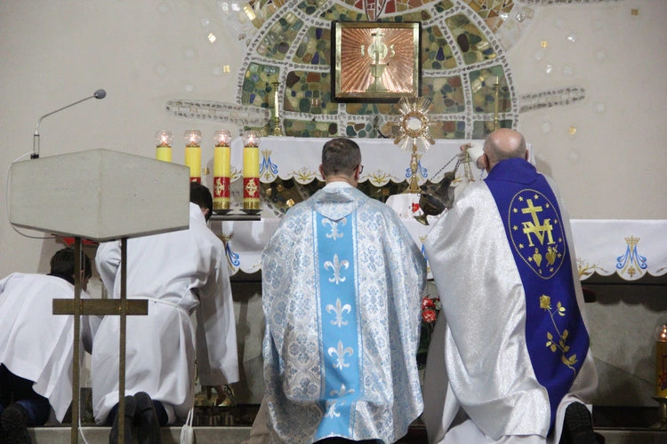 Smęgorzów. Wprowadzenie relikwii dzieci fatimskich