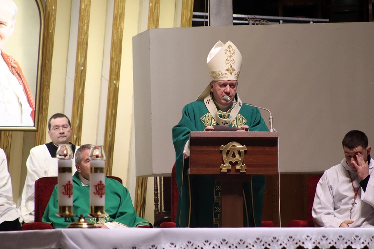 Rozpoczęcie peregrynacji obrazu po rodzinach parafii pw. Miłosierdzia Bożego w Brzegu