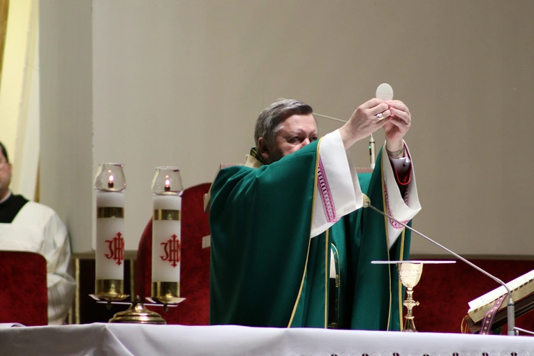 Rozpoczęcie peregrynacji obrazu po rodzinach parafii pw. Miłosierdzia Bożego w Brzegu