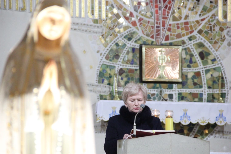 Smęgorzów. Wprowadzenie relikwii dzieci fatimskich