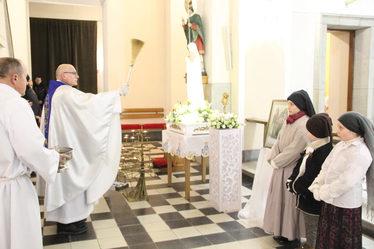 Smęgorzów. Wprowadzenie relikwii dzieci fatimskich