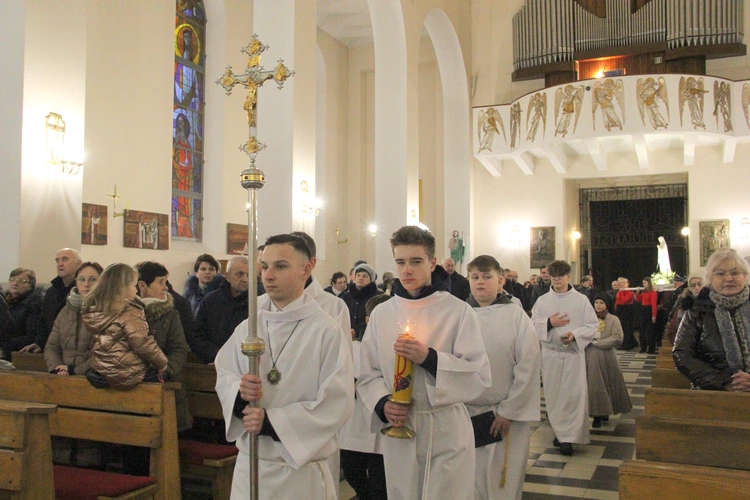 Smęgorzów. Wprowadzenie relikwii dzieci fatimskich