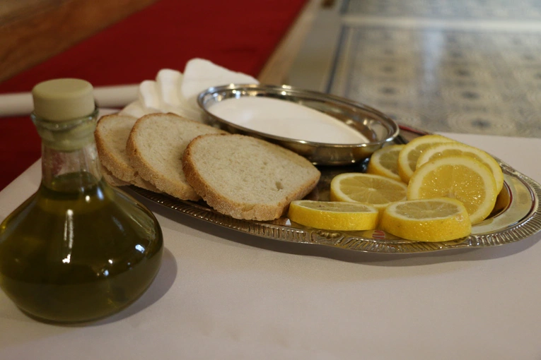 Mława. Konsekrecja ołtarza w parafii pw. św. Stanisława BM - cz. I