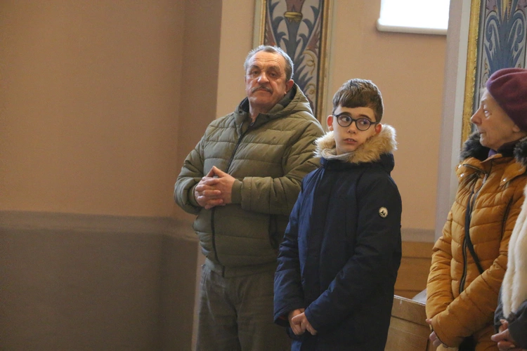 Mława. Konsekrecja ołtarza w parafii pw. św. Stanisława BM - cz. I