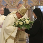 Mława. Konsekrecja ołtarza w parafii pw. św. Stanisława BM - cz. II