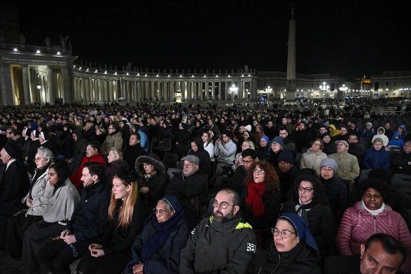 Kościół modli się za papieża Franciszka
