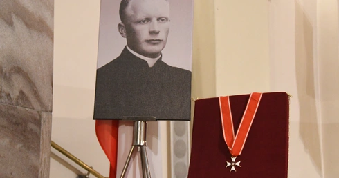 Kapłanowi niezłomnemu