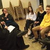 	Uczestnicy podpowiedzą, jak przekazywać wiarę w dobie powszechnej cyfryzacji.