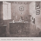 	Legendarna „komendantka” – Filipina S. Paleolog – w swoim gabinecie.