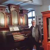 	Na ekspozycji prof. Julian Gembalski zgromadził blisko 500 eksponatów.