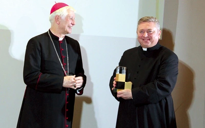 Ligoniowy laur to najstarsze wyróżnienie regionalne w Polsce, przyznawane od 1963 roku.