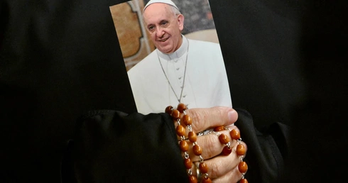 Stan zdrowia Papieża stabilny, nie było trudności z oddychaniem