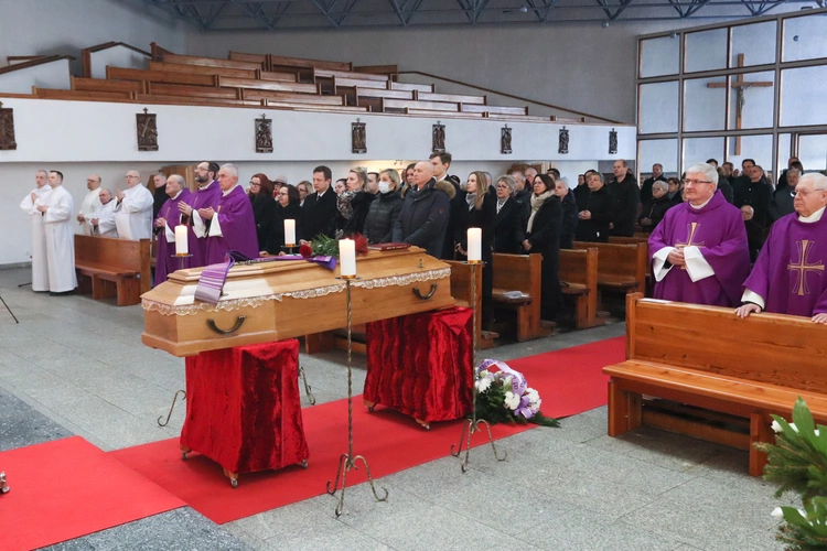Ostatnia droga diakona Piotra Kowalczyka
