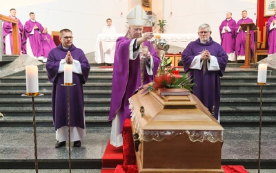 Łączył powołania