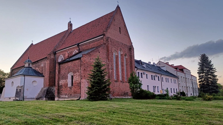 Przyjaźń, chrzest, krzyż - wielkopostne rekolekcje w Zawichoście