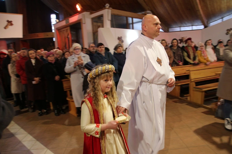 Lucień. Wprowadzenie relikwii św. Kazimierza