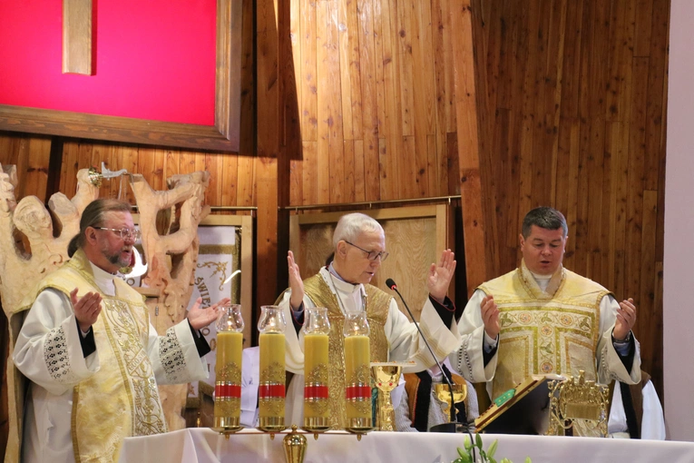 Lucień. Wprowadzenie relikwii św. Kazimierza