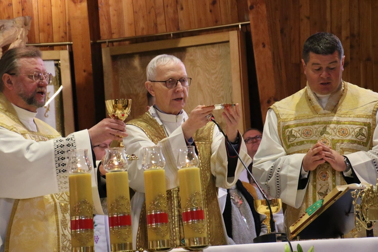 Lucień. Wprowadzenie relikwii św. Kazimierza