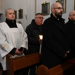 Liturgia stacyjna w Opolu. Procesja do kościoła "na Górce"