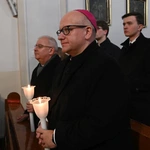Liturgia stacyjna w Opolu. Procesja do kościoła "na Górce"
