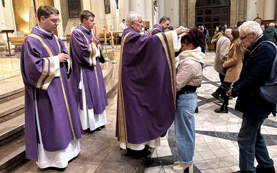 Bp Szkudło: Nawiązać przyjaźń z Bogiem to cel Wielkiego Postu