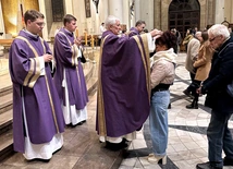 Bp Szkudło: Nawiązać przyjaźń z Bogiem to cel Wielkiego Postu