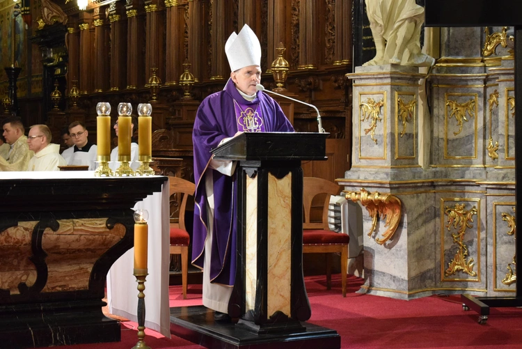 Środa Popielcowa w katedrze