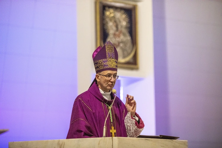 Abp Adrian Galbas w Środę Popielcową