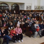 Pantomima "Bóg dał nam ręce".