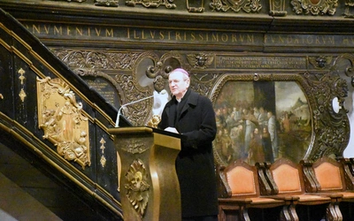 Wielkopostne konferencje kard. Tagle'a dla kapłanów