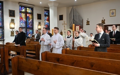 Liturgia w gdańskim seminarium z kardynałem Tagle