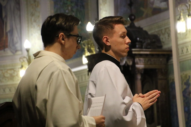 Płock. Droga Krzyżowa w intencji skrzywdzonych