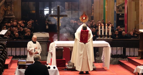 "Czy jestem pasterzem ludu Bożego czy samego siebie?" - wielkopostny dzień skupienia kapłanów