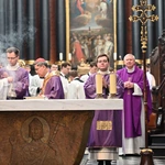 Liturgia wolontariuszy z kard. Taglem