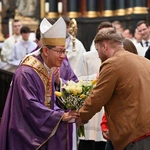 Liturgia wolontariuszy z kard. Taglem