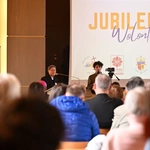 Radość i wyzwania - wolontariusze spotkali się z kard. Taglem