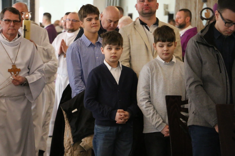 Popowo-Letnisko. Rekolekcje dla nadzwyczajnych szafarzy Komunii św.