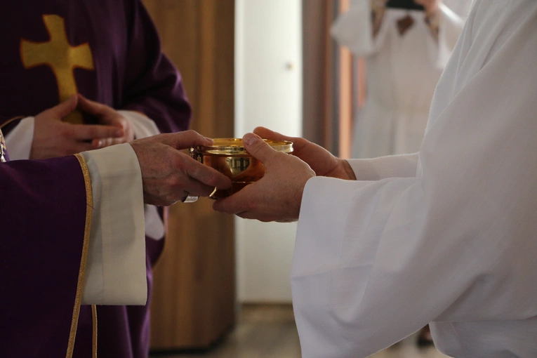 Popowo-Letnisko. Rekolekcje dla nadzwyczajnych szafarzy Komunii św.