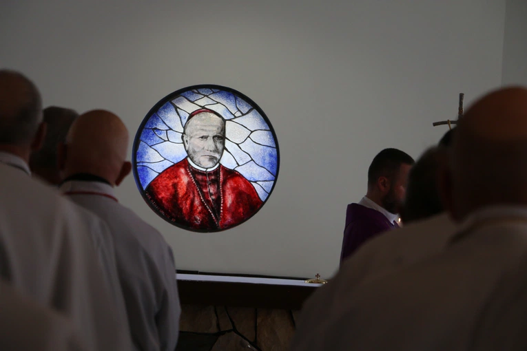 Popowo-Letnisko. Rekolekcje dla nadzwyczajnych szafarzy Komunii św.