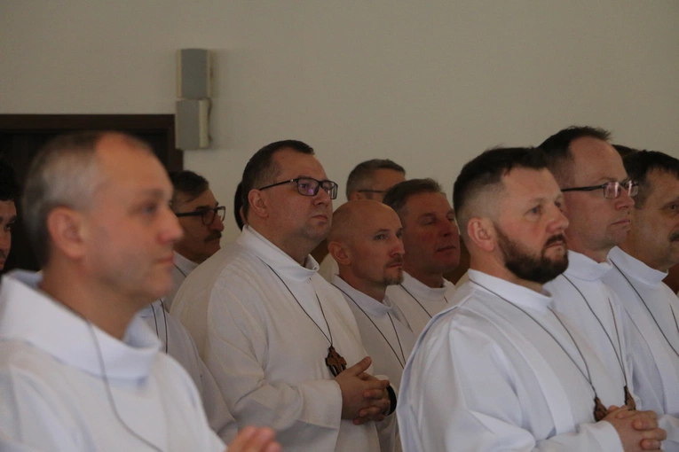 Popowo-Letnisko. Rekolekcje dla nadzwyczajnych szafarzy Komunii św.