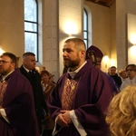 Modlin Twierdza. Ziemia z obozu w Działdowie w parafii pw. św. Barbary