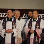 Modlin Twierdza. Ziemia z obozu w Działdowie w parafii pw. św. Barbary
