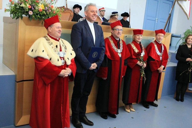 Nowi profesorowie tytularni na Uniwersytecie Opolskim