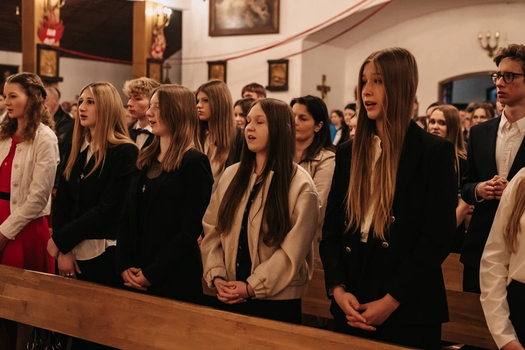 Bierzmowanie w parafii pw. Miłosierdzia Bożego w Gdańsku-Migowie