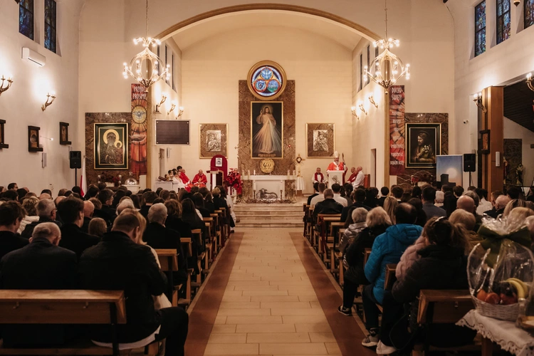 Bierzmowanie w parafii pw. Miłosierdzia Bożego w Gdańsku-Migowie