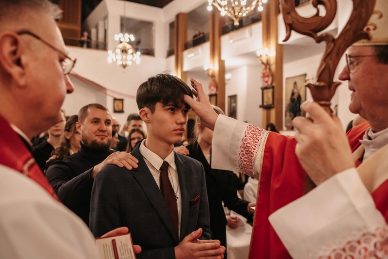 Bierzmowanie w parafii pw. Miłosierdzia Bożego w Gdańsku-Migowie