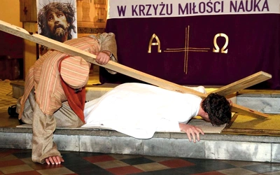 W tych nabożeństwach można uczestniczyć po raz czwarty.