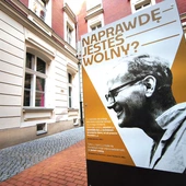 	Plansze można wydrukować i zaprezentować we własnych szkołach czy parafiach.