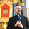 – Dla mnie Różaniec jest drogą do rozmyślania tajemnic z życia Jezusa i Maryi, a także narzędziem do powierzania Jezusowi przez serce Maryi intencji swoich i tych, którzy prosili mnie o modlitwę – mówi kustosz.